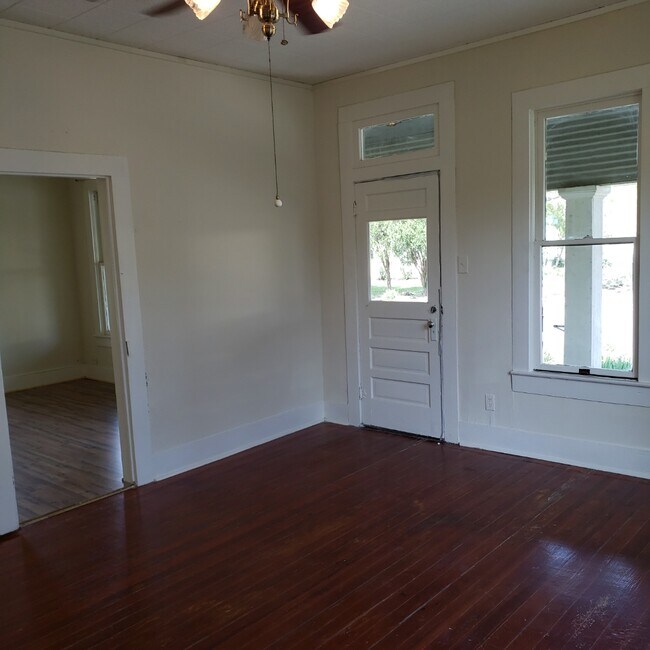 Dormitorio 1 - 1209 Howard St