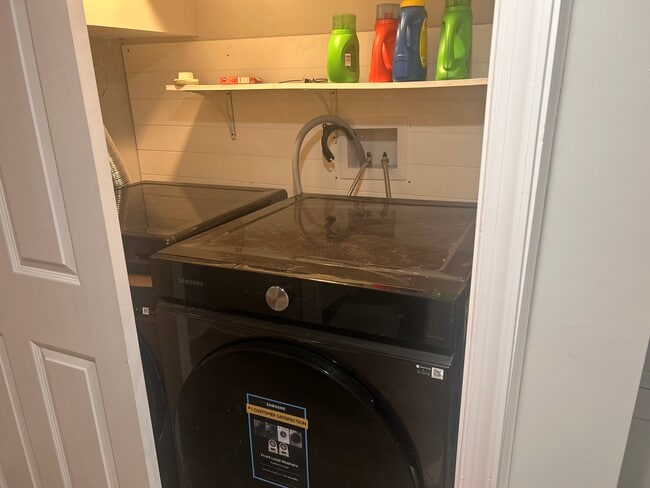 Laundry - 2400 N Capitol St NW
