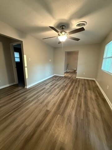 Foto del edificio - 5098 Ford Rd