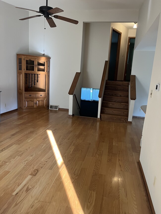 Building Photo - 3254 S 145th St