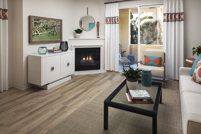 Foto del edificio - Somerset Apartment Homes