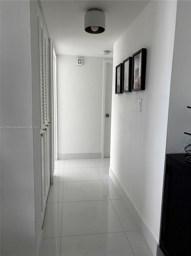 Foto del edificio - 2100 Sans Souci Blvd