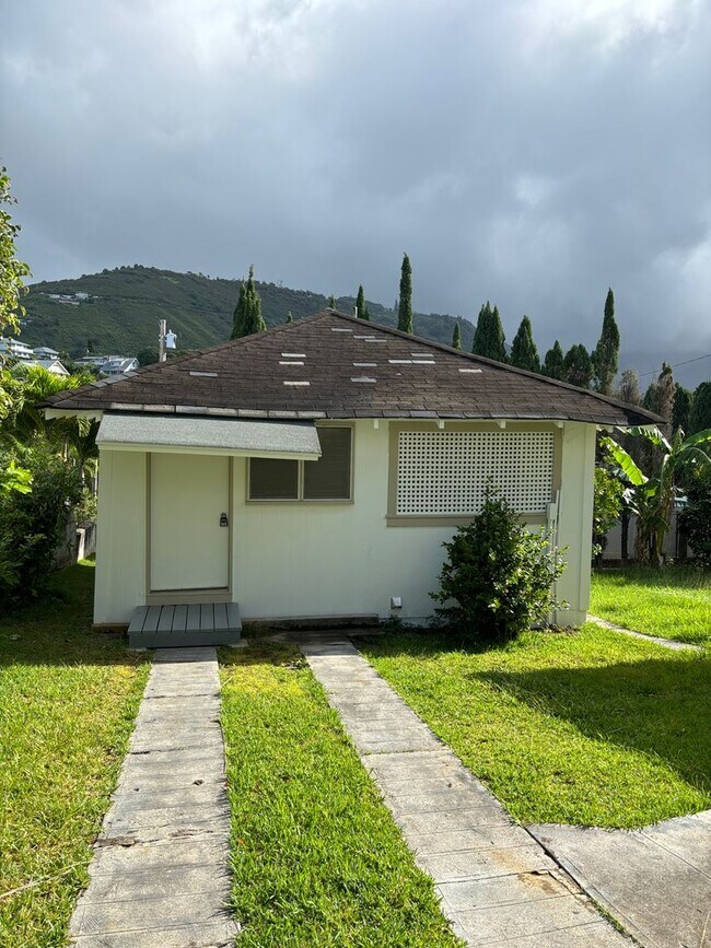 1936 Vancouver Dr, Honolulu, HI 96822 House Rental in Honolulu, HI