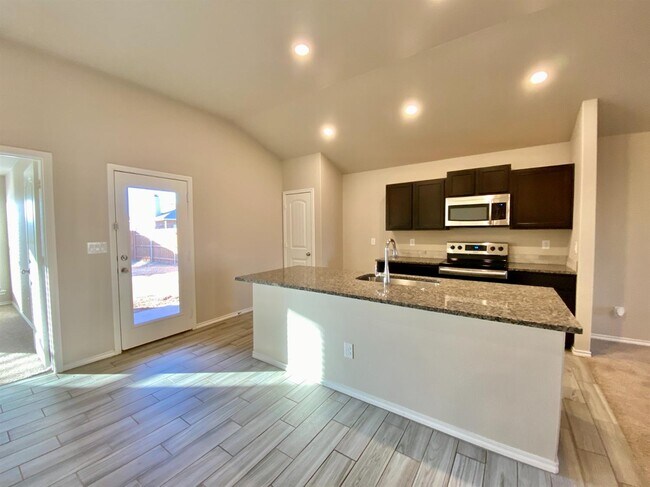 Foto del edificio - 2918 Urbana Ave