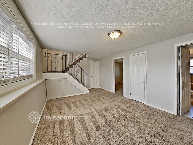 Foto del edificio - 575 S Moline St