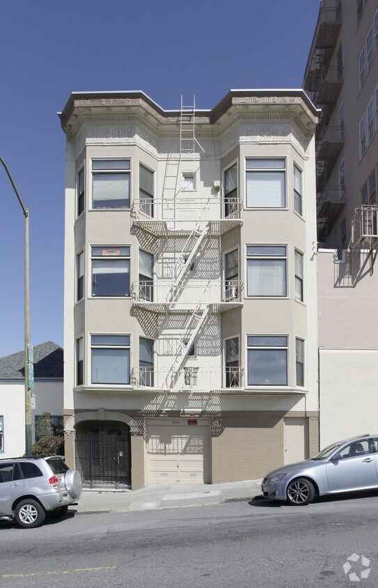 Building Photo - 3030 Polk St