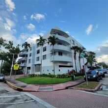Building Photo - 7601 Dickens Ave
