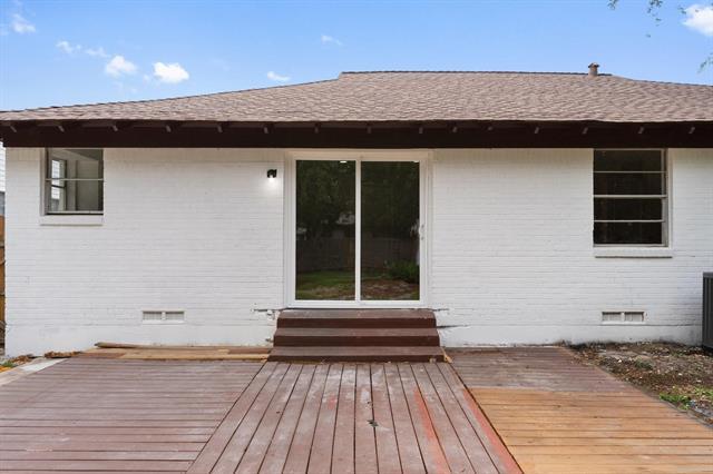 Building Photo - 1408 Juanita St