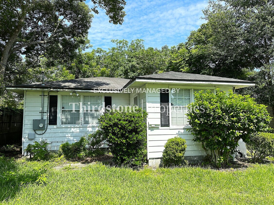 Primary Photo - 2406 Lamee Ave, Jacksonville, FL 32207