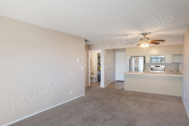 Building Photo - CONDO IN THE HEART OF DOWNTOWN