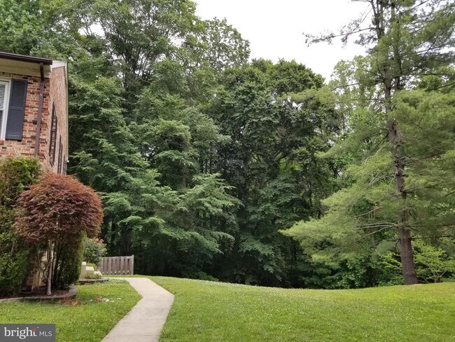 Foto del edificio - 6273 Kerrydale Dr