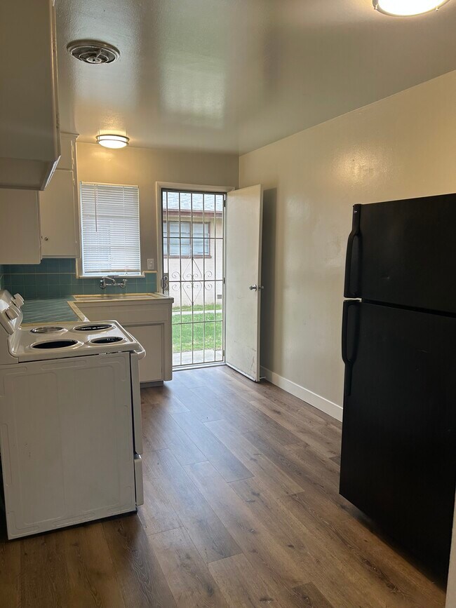 Foto del edificio - 1930 N 1st St