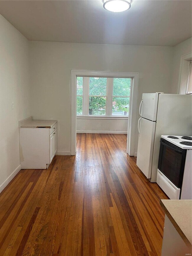 Foto del edificio - 3704 Fairview Ave