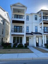 Building Photo - 3529 Watercraft Ferry Ave