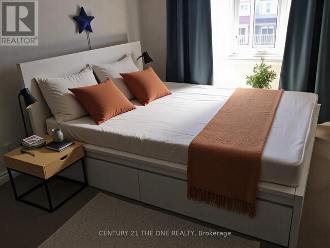 Building Photo - 82 Tabaret Cres