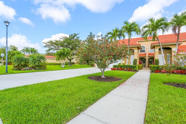 Foto del edificio - ***NORTH NAPLES***FULLY FURNISHED ANNUAL *...