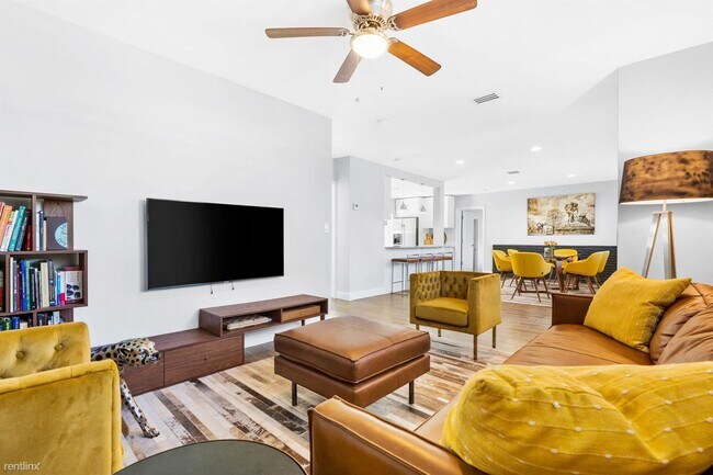 Foto del edificio - 3 br, 3 bath House - 322 Maddock St