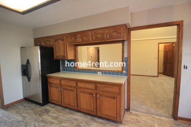 Building Photo - Bedrooms on the Main Level w/ Finished Wal...