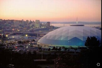 Building Photo - Harborview East