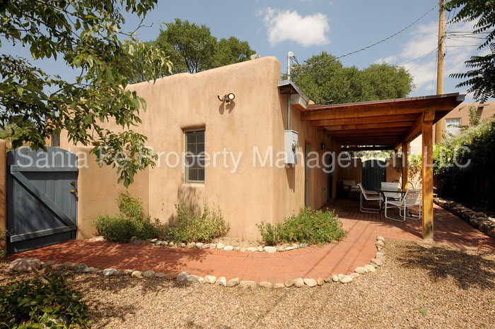 Primary Photo - Immaculate Casita located Near Downtown