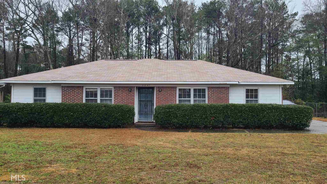 Primary Photo - 2847 White Chapel Dr