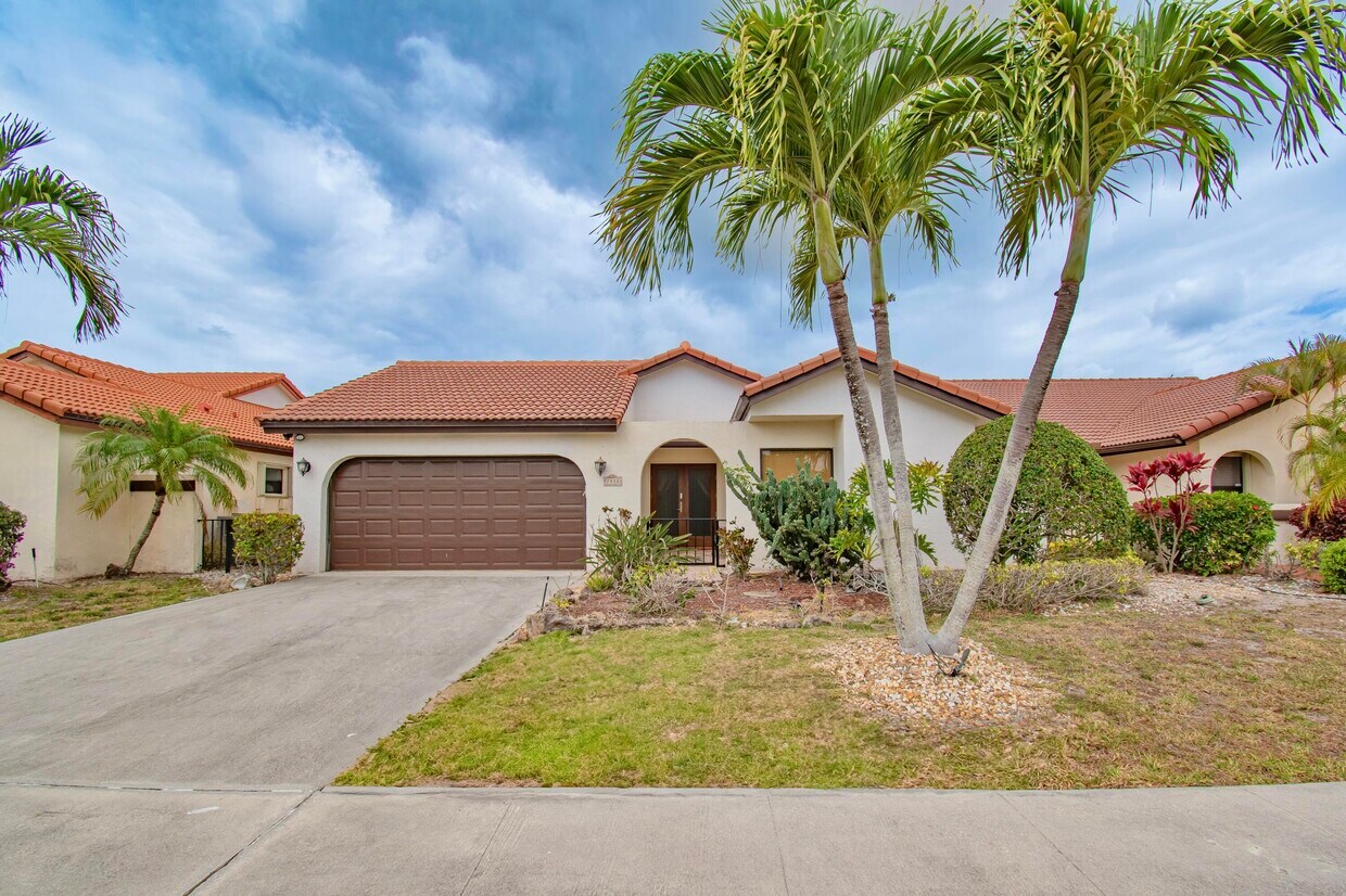 Foto principal - 7811 Villa Nova Dr
