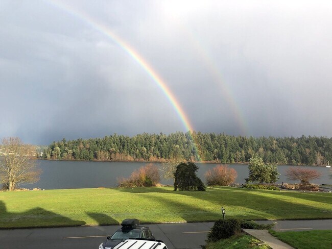 Foto del edificio - 4915 Lake Washington Blvd S