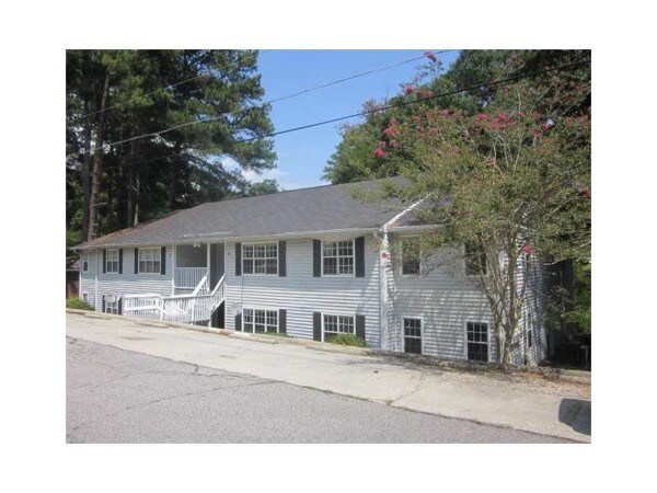 homes for rent under 700 a month in lawrenceville ga