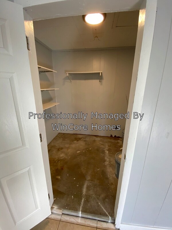 Building Photo - 8704 Duncan Dr