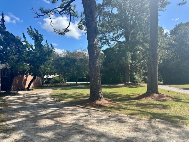 Building Photo - Fully Renovated Home with Unmatched Character