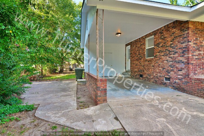 Building Photo - 101 Shagbark Ave, Columbia, SC 29209.