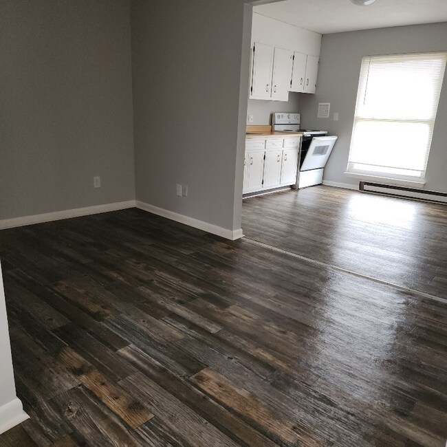 Photo - 139 Hendricks Blvd Apartment