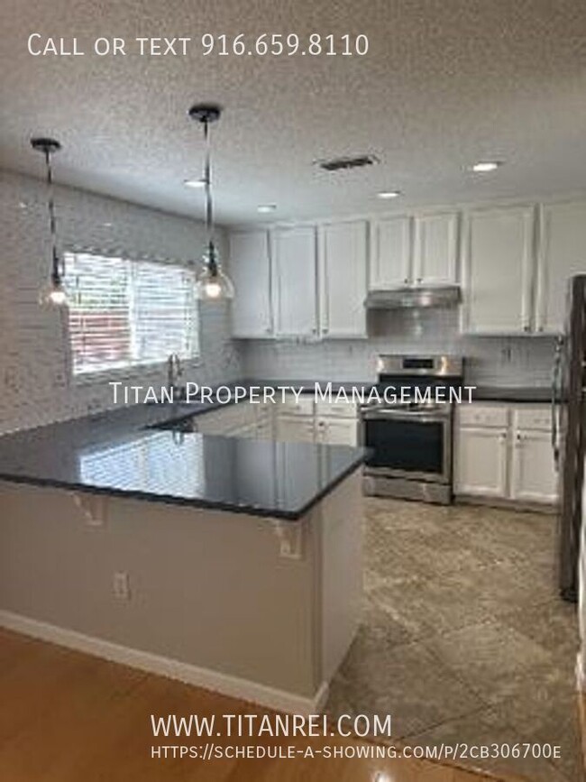 Building Photo - 200 Scepter Ct