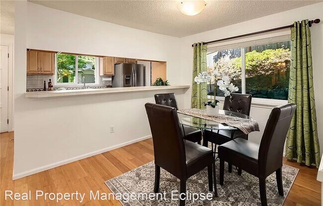 Foto del edificio - 2 br, 2 bath House - 16007 NE 41st Ct #7A