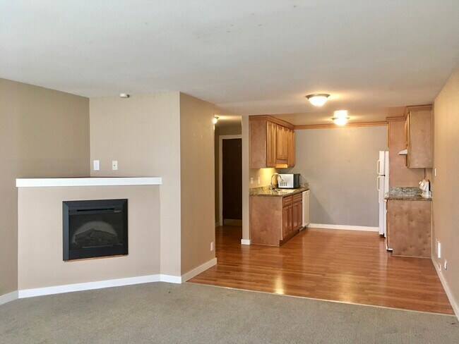 Foto del edificio - 12728 33rd Ave NE
