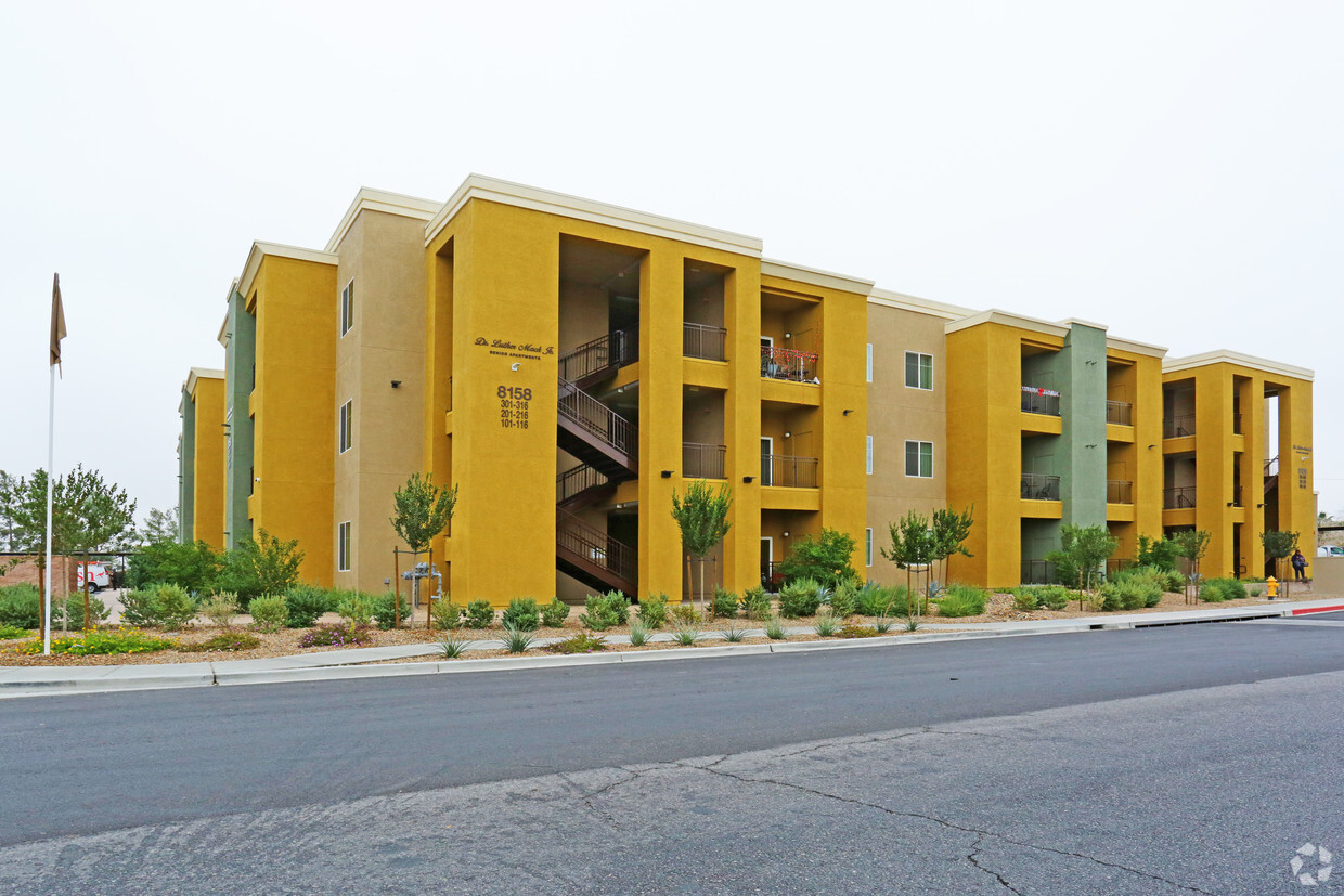 Foto del edificio - Dr. Luther Mack, Jr. Senior Apartments