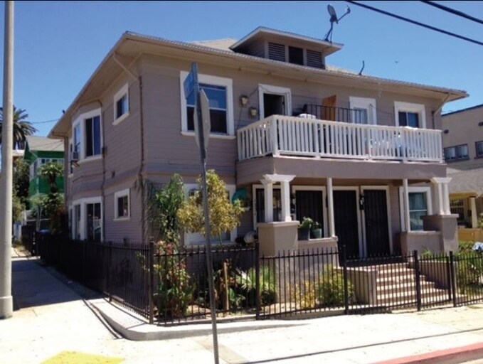 Primary Photo - 1245-1251 W Court St