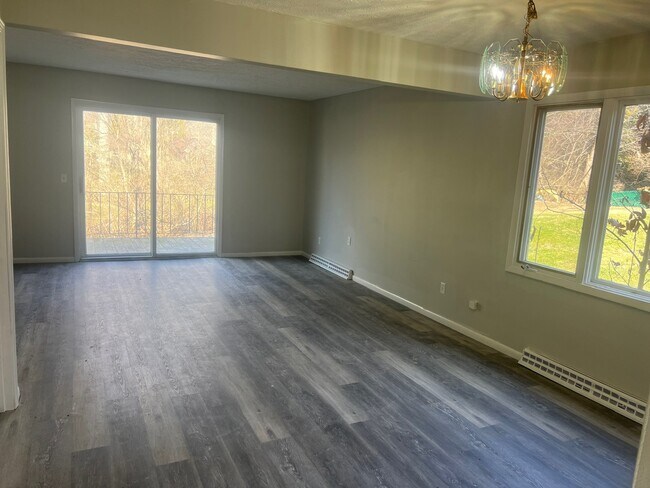 Foto del edificio - 2867 Thackeray Ave NW