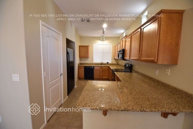 Foto del edificio - 881 E Stottler Dr