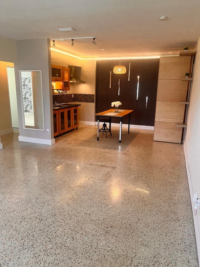 Photo - 260 SW 48th Ct House