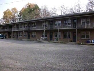 Foto principal - 245 College Park Dr