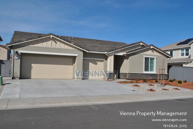 Building Photo - 3025 Summerscape Dr
