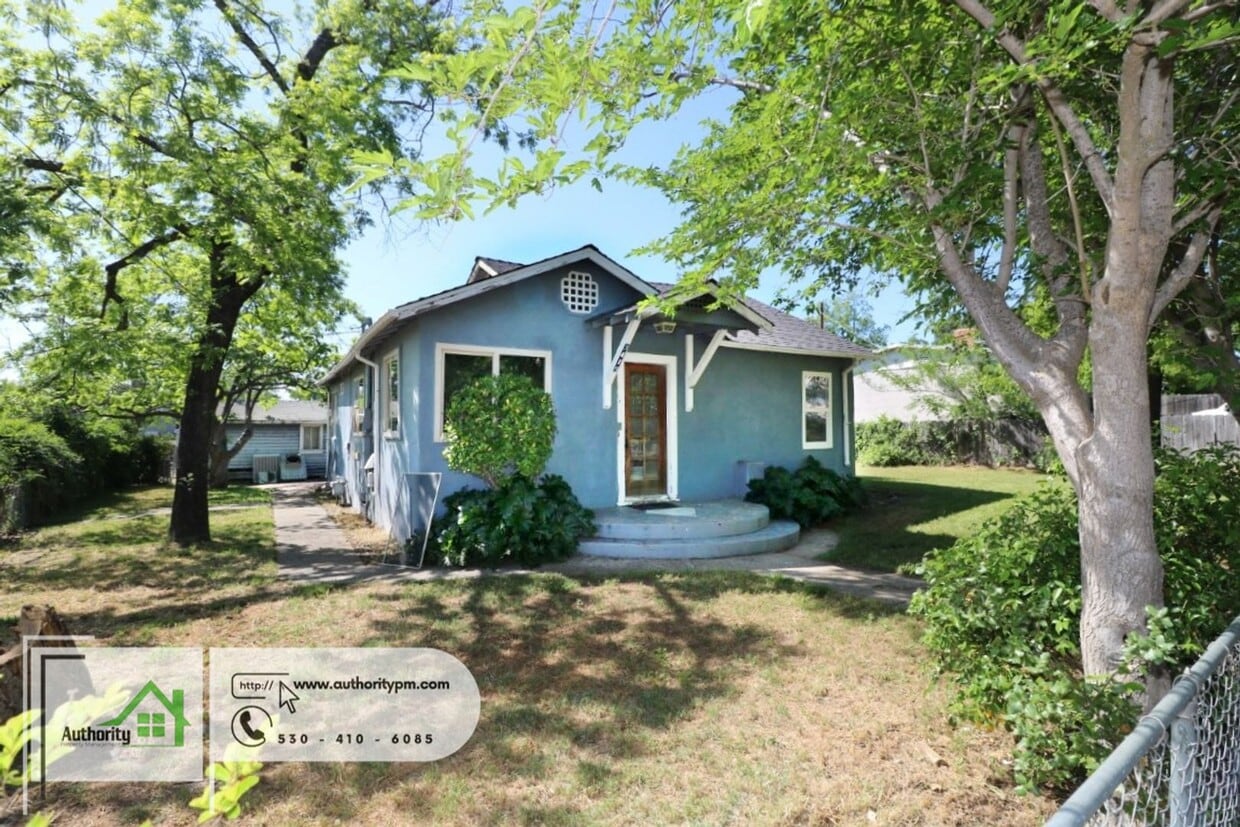 Primary Photo - 3418 Park Way