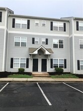 Building Photo - 116 University Village Dr
