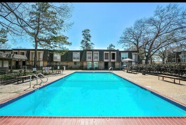 Foto del edificio - 12633 Memorial Dr
