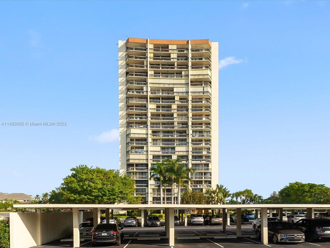 2000 Presidential Way Unit 1902, West Palm Beach, FL 33401 Condo for Rent in West Palm Beach
