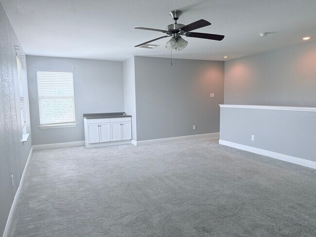 Foto del edificio - 503 Glenwood Ridge Dr