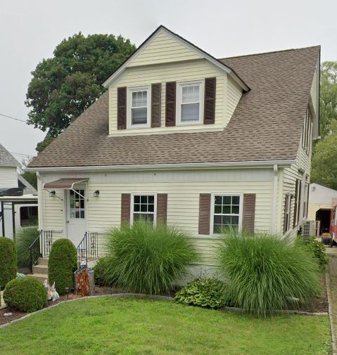Photo - 72 Sayles Ave (Warwick, RI)