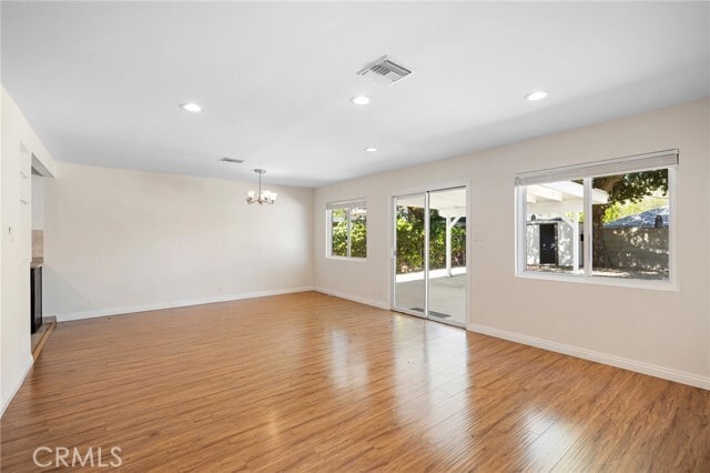 Foto del edificio - 8663 Forsythe St