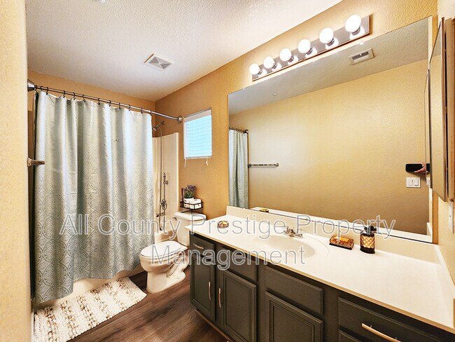 Foto del edificio - 15651 N 79th Ln